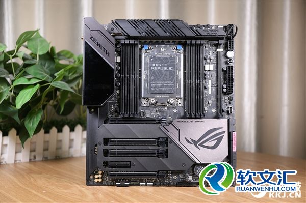 顶级X399！华硕ROG主板ZENITH EXTREME图赏