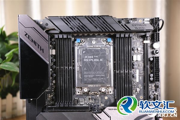 顶级X399！华硕ROG主板ZENITH EXTREME图赏